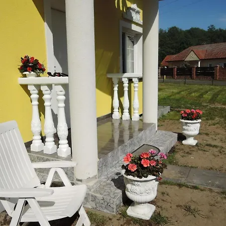 In By The Harbor * Nowe Warpno